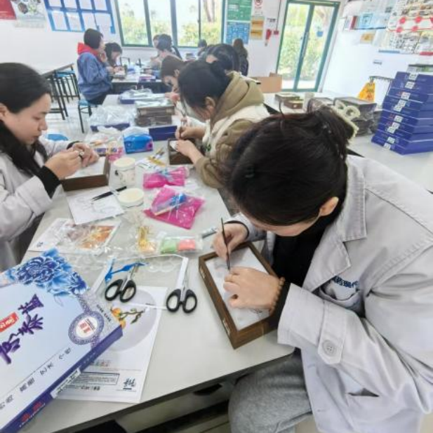 1741597315553060463.png 8.png