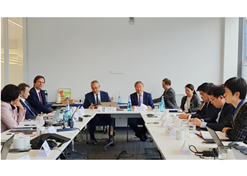 2023年11月2日-5日，金年会集团董事长刘敬桢率团访问费森尤斯集团与费森尤斯卡比公司总部